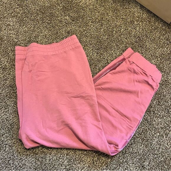 NWOT All Worthy Hunter McGrady Mixed Media Velvet Jogger - Picture 4 of 10